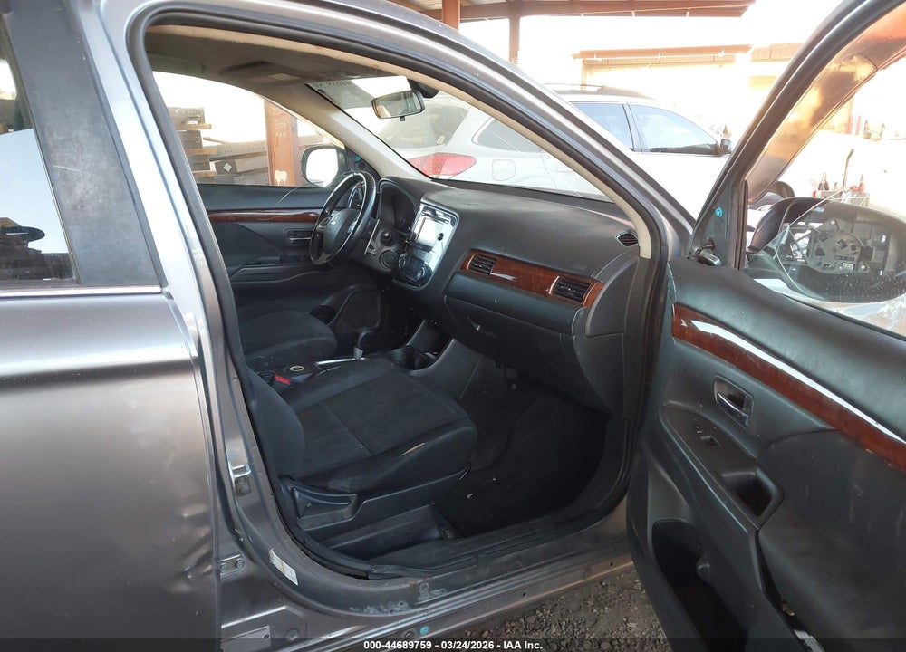 2014 MITSUBISHI OUTLANDER GT VIN: JA4JZ4AX7EZ017405