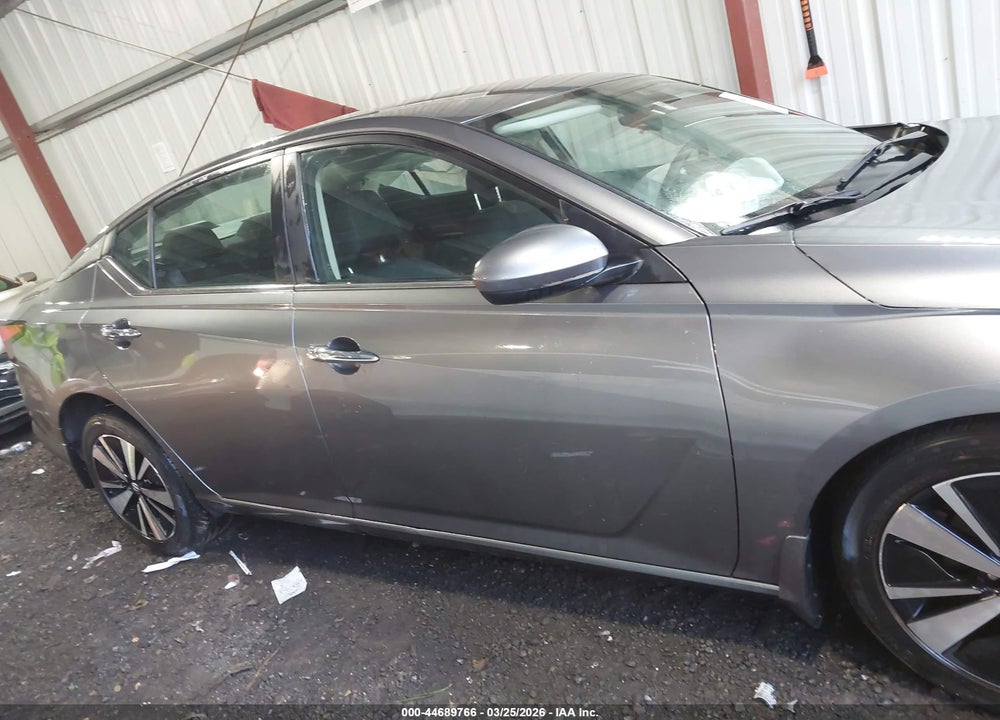 2022 NISSAN ALTIMA SV FWD VIN: 1N4BL4DV9NN375253
