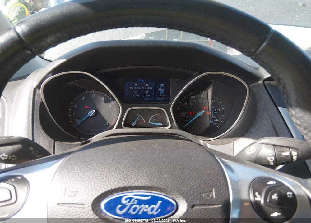 2014 FORD FOCUS SE VIN: 1FADP3F2XEL115546