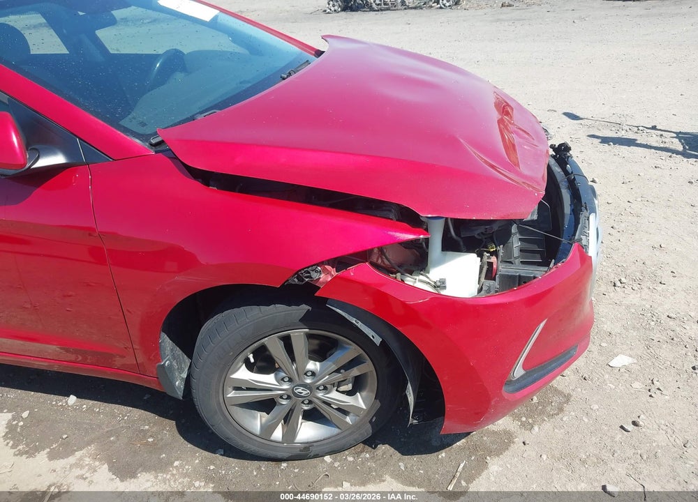 2017 HYUNDAI ELANTRA SE VIN: 5NPD84LF0HH073398