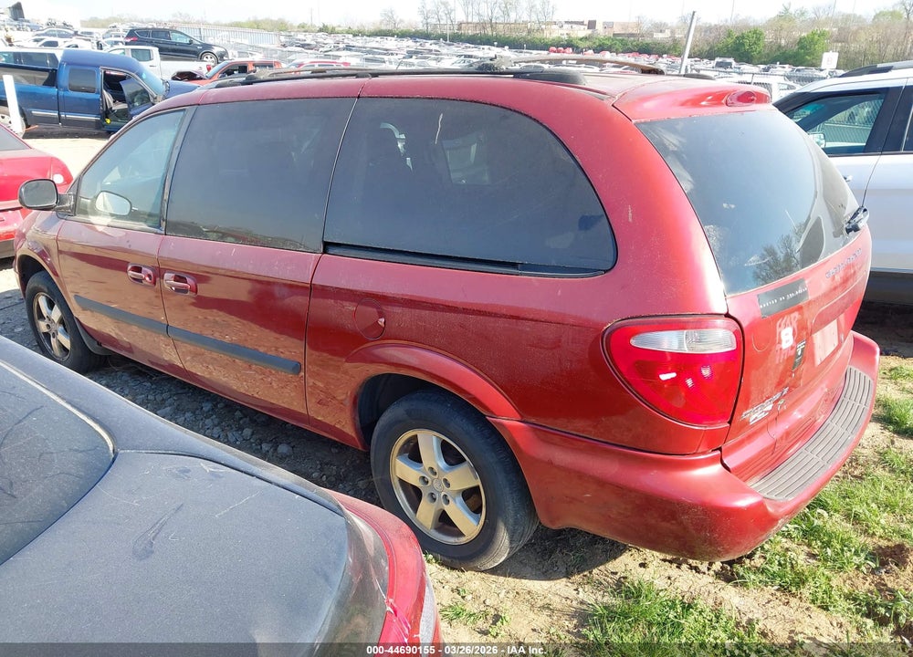 2005 DODGE GRAND CARAVAN VIN: 1D4GP24R35B328476