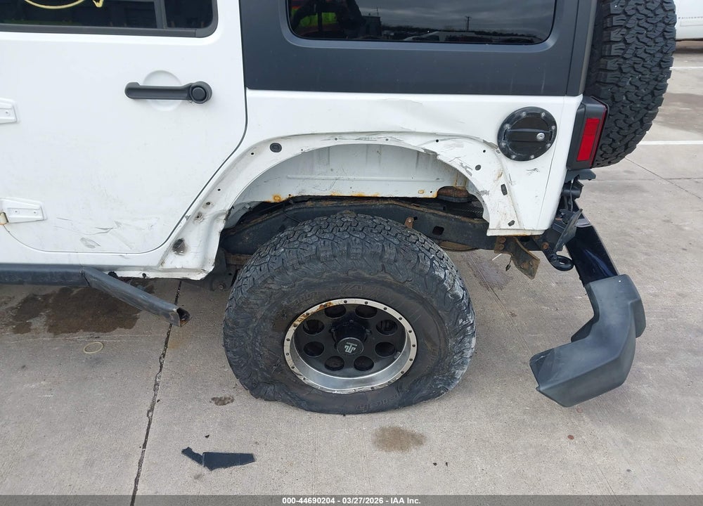 2017 JEEP WRANGLER UNLIMITED WILLY WHEELER 4X4 VIN: 1C4BJWDG8HL532560