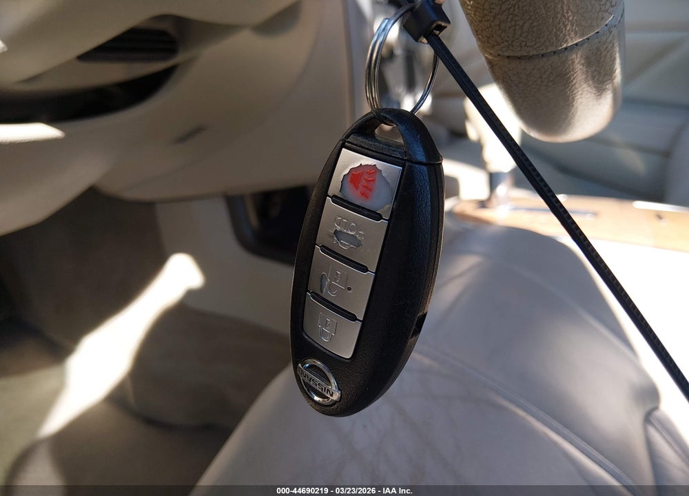 2014 NISSAN MURANO CROSSCABRIOLET VIN: JN8AZ1FY5EW302129