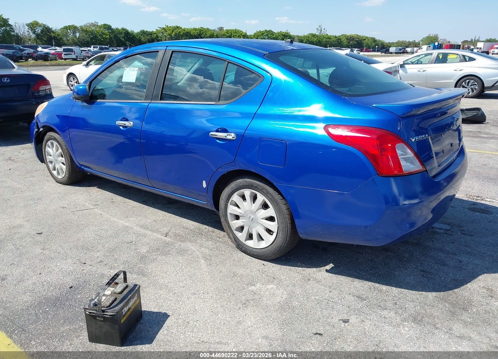 2014 NISSAN VERSA 1.6 SV VIN: 3N1CN7AP4EL801076