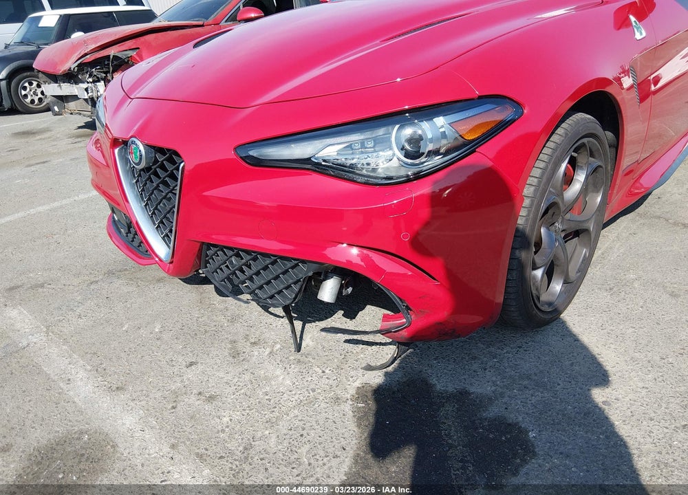2018 ALFA ROMEO GIULIA QUADRIFOGLIO RWD VIN: ZARFAEAV0J7579455