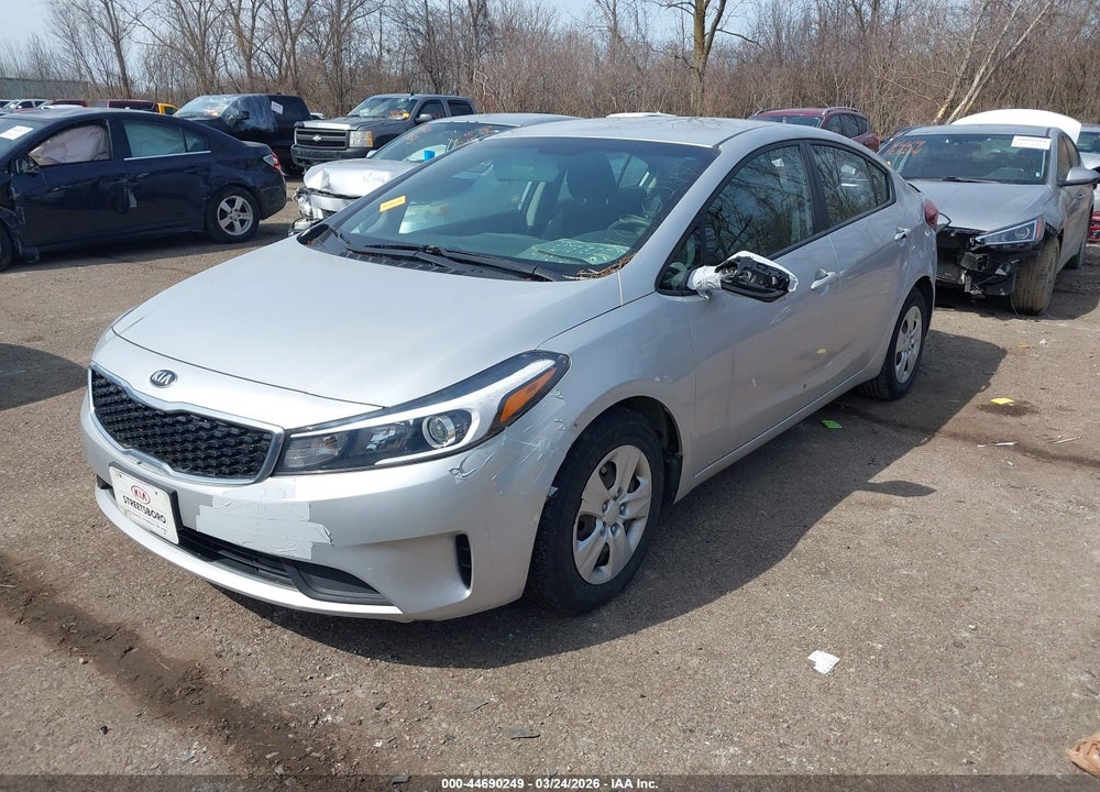 2018 KIA FORTE LX VIN: 3KPFK4A78JE269797