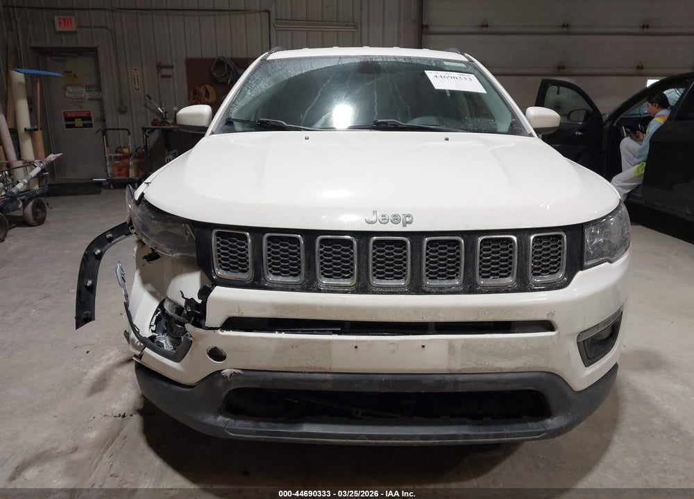 2018 JEEP COMPASS LATITUDE FWD VIN: 3C4NJCBB0JT356195
