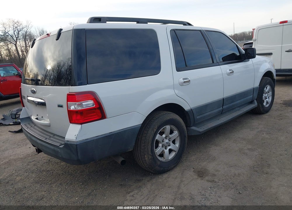 2011 FORD EXPEDITION XL VIN: 1FMJU1G52BEF51256