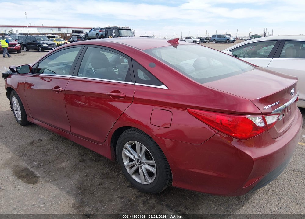 2014 HYUNDAI SONATA GLS VIN: 5NPEB4AC6EH947358