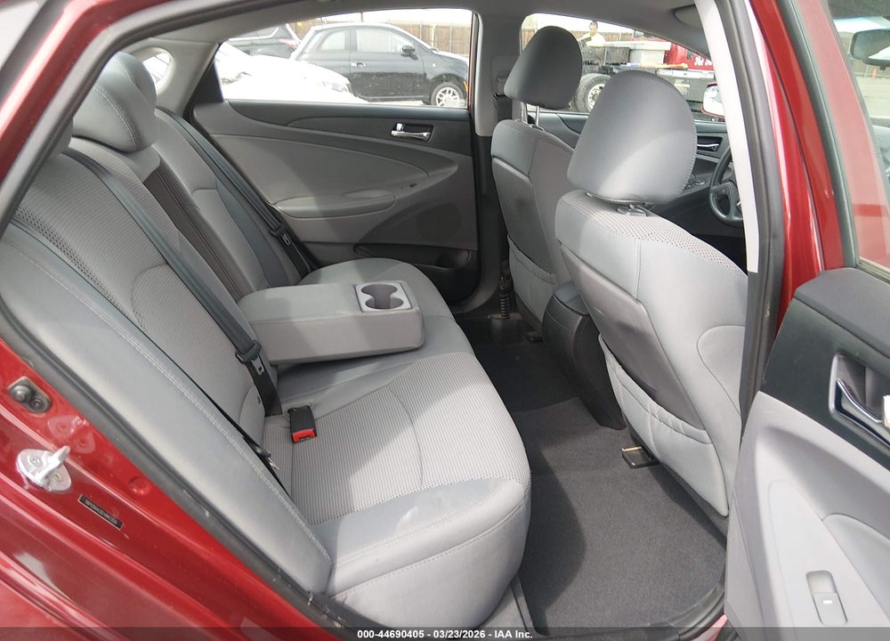 2014 HYUNDAI SONATA GLS VIN: 5NPEB4AC6EH947358