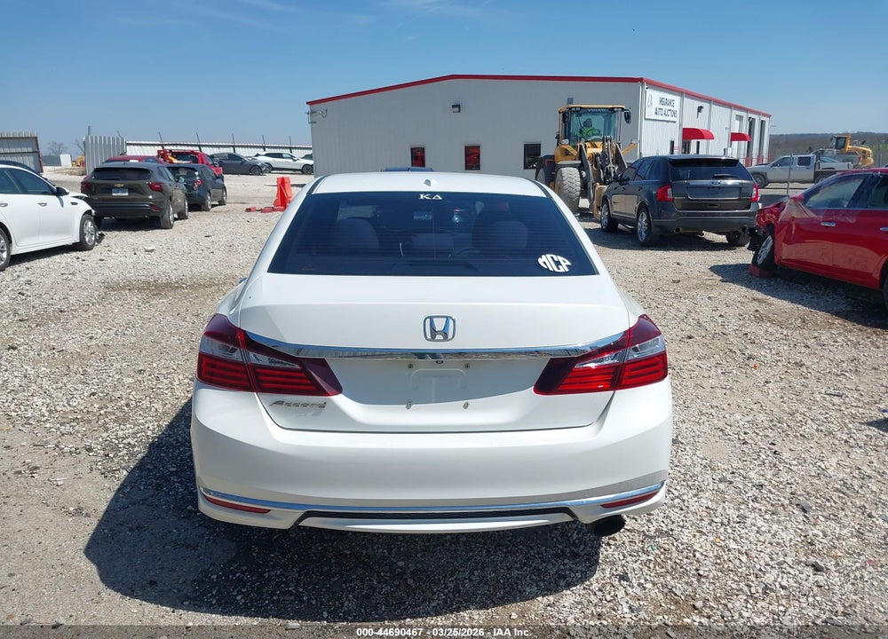 2016 HONDA ACCORD EX VIN: 1HGCR2F72GA058037
