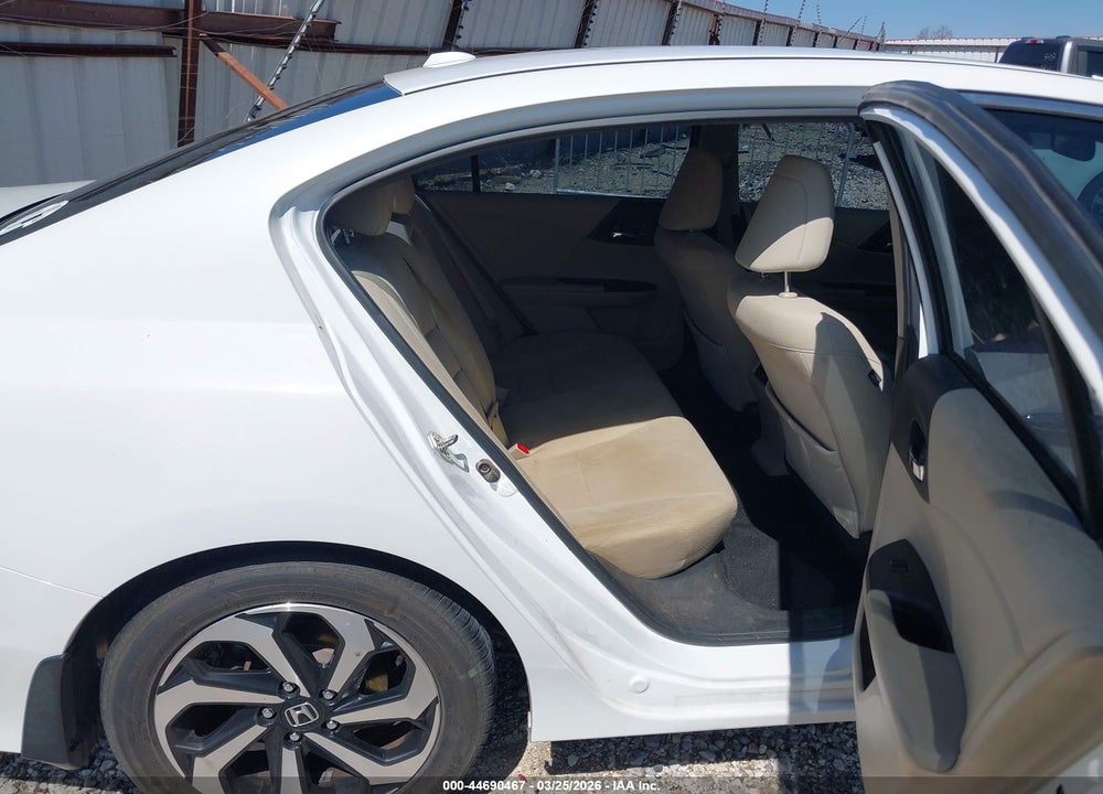 2016 HONDA ACCORD EX VIN: 1HGCR2F72GA058037