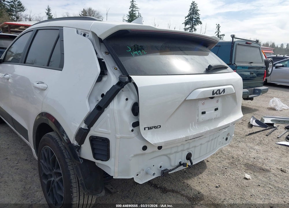 2025 KIA NIRO EV WIND VIN: KNDCR3L16S5140052