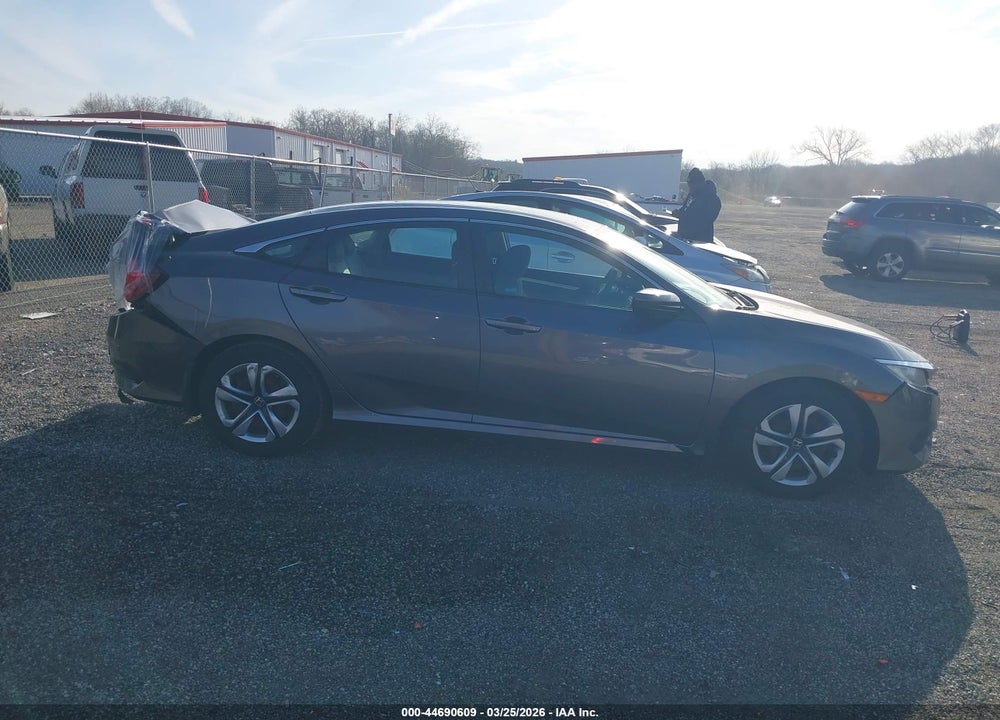 2017 HONDA CIVIC LX VIN: 19XFC2F55HE215084