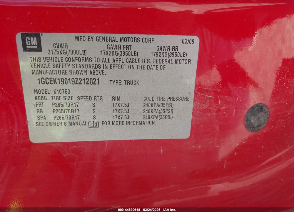 2009 CHEVROLET SILVERADO 1500 WORK TRUCK VIN: 1GCEK19019Z212021