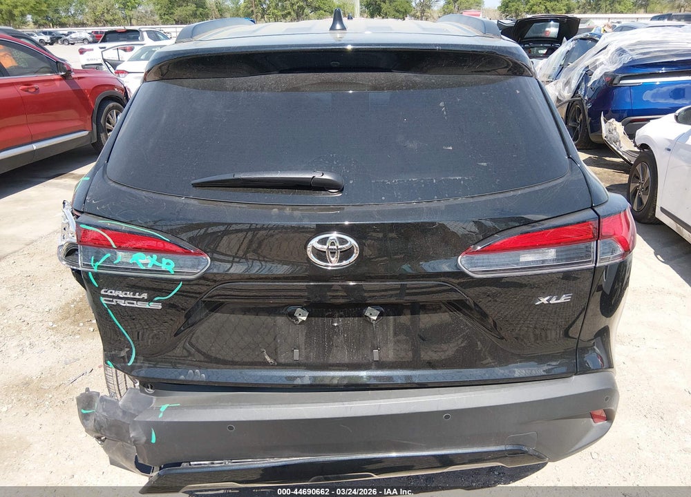 2026 TOYOTA COROLLA CROSS XLE VIN: 7MUEAAAG4TV160409