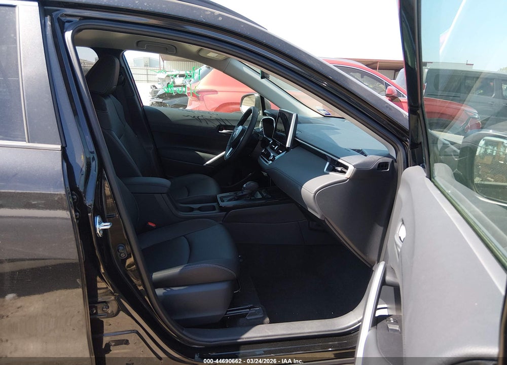 2026 TOYOTA COROLLA CROSS XLE VIN: 7MUEAAAG4TV160409