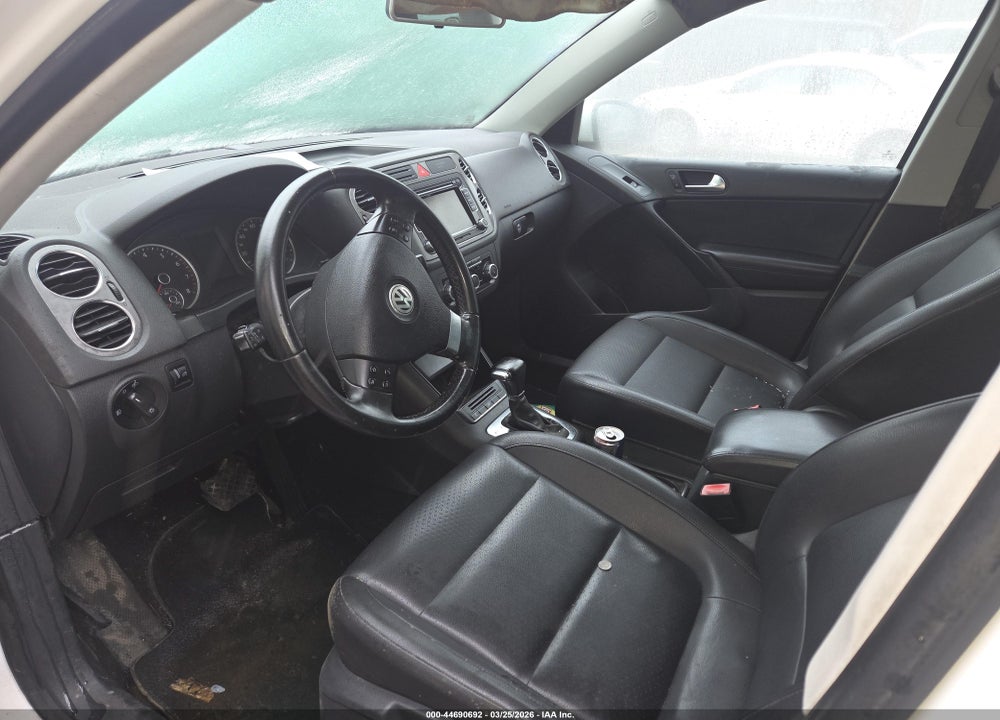 2010 VOLKSWAGEN TIGUAN WOLFSBURG EDITION VIN: WVGBV7AX8AW515384