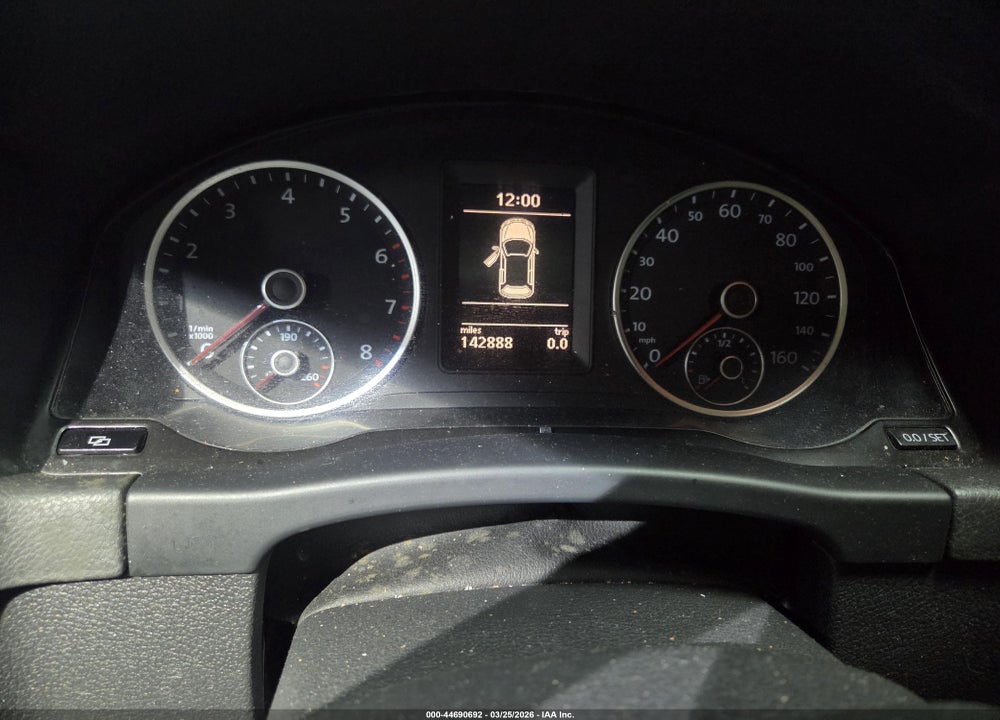 2010 VOLKSWAGEN TIGUAN WOLFSBURG EDITION VIN: WVGBV7AX8AW515384