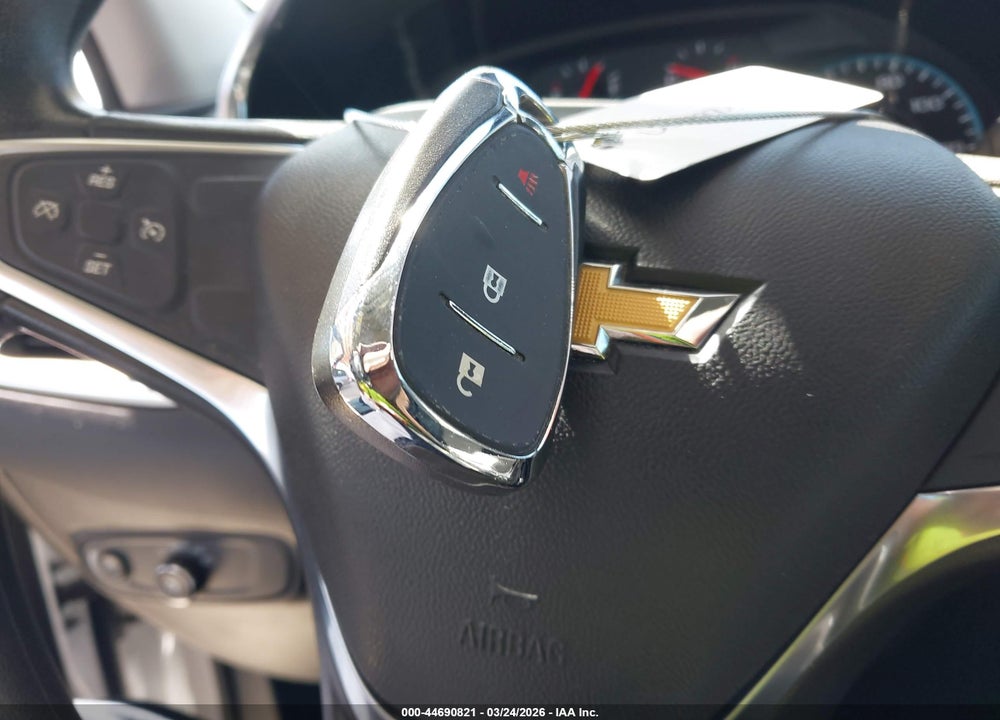 2018 CHEVROLET EQUINOX LS VIN: 3GNAXHEVXJS624182
