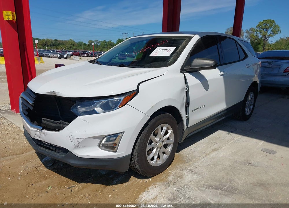 2018 CHEVROLET EQUINOX LS VIN: 3GNAXHEVXJS624182