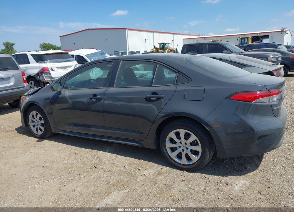 2025 TOYOTA COROLLA LE VIN: 5YFB4MDE8SP284061