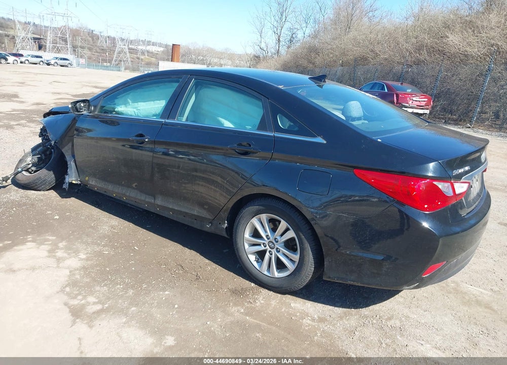 2014 HYUNDAI SONATA GLS VIN: 5NPEB4AC0EH865920