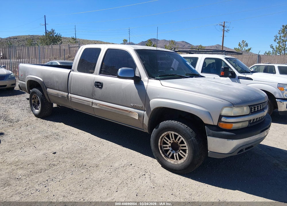 1999 CHEVROLET SILVERADO 2500 LS VIN: 1GCGK29U1XE224577