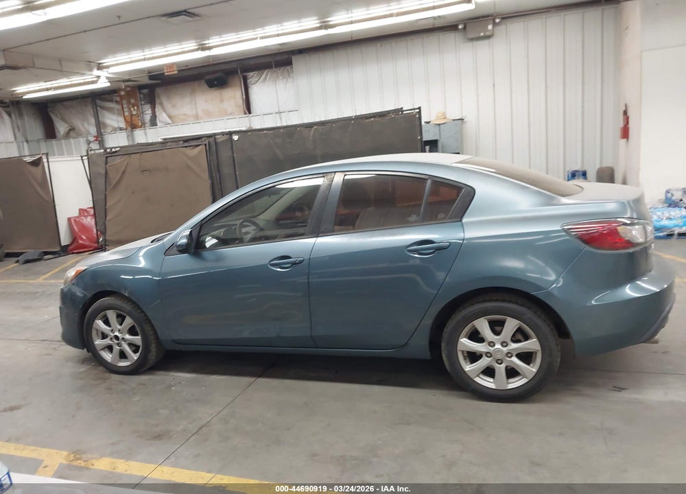 2010 MAZDA 3 I TOURING VIN: JM1BL1SFXA1205067