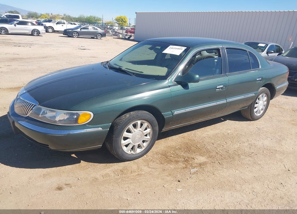 2000 LINCOLN CONTINENTAL VIN: 1LNHM97V7YY767415