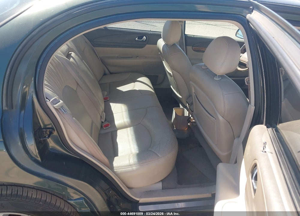 2000 LINCOLN CONTINENTAL VIN: 1LNHM97V7YY767415