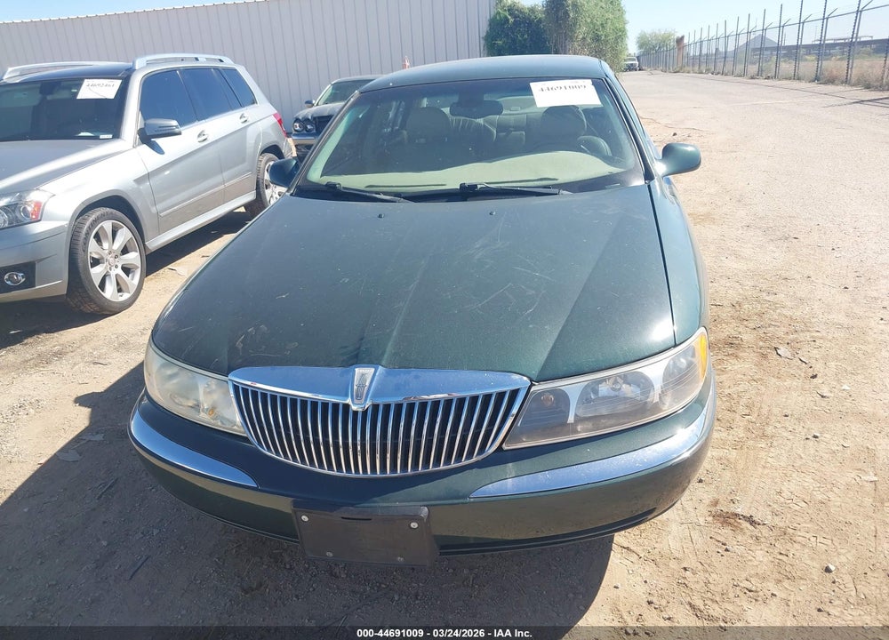 2000 LINCOLN CONTINENTAL VIN: 1LNHM97V7YY767415