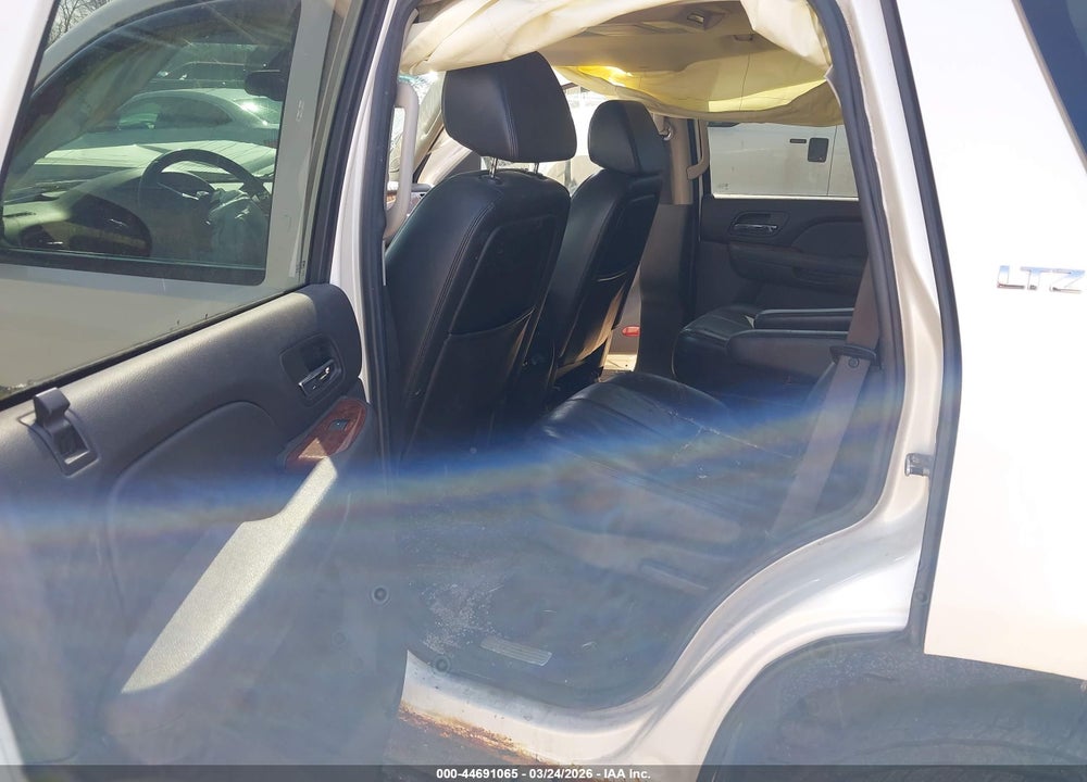 2008 CHEVROLET TAHOE LTZ VIN: 1GNFK13048R271437