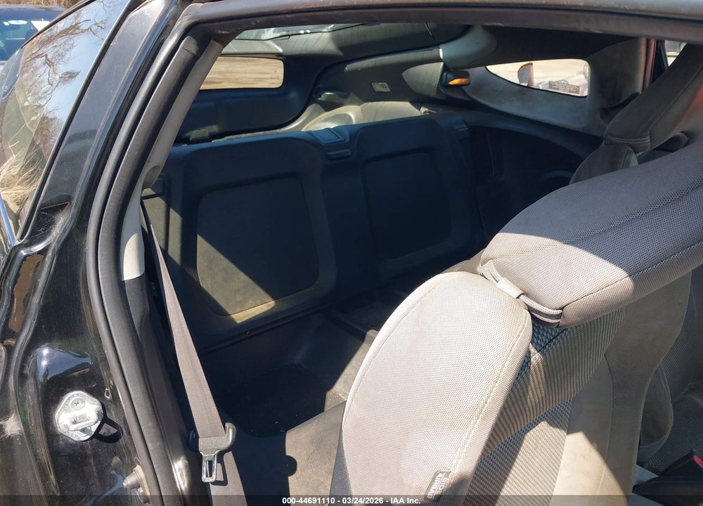2011 HONDA CR-Z EX VIN: JHMZF1C68BS008106