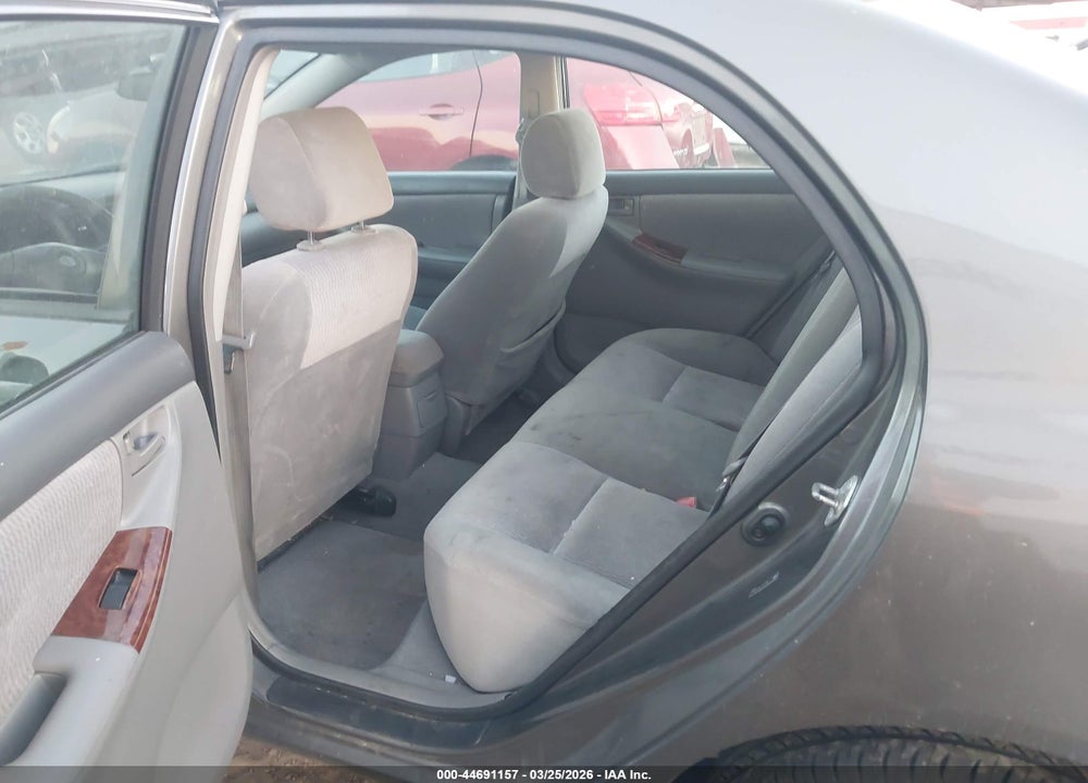 2005 TOYOTA COROLLA LE VIN: 2T1BR32E25C500523