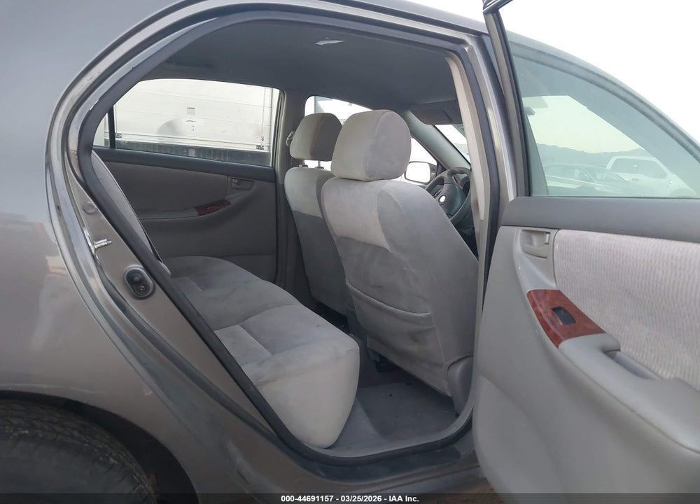 2005 TOYOTA COROLLA LE VIN: 2T1BR32E25C500523