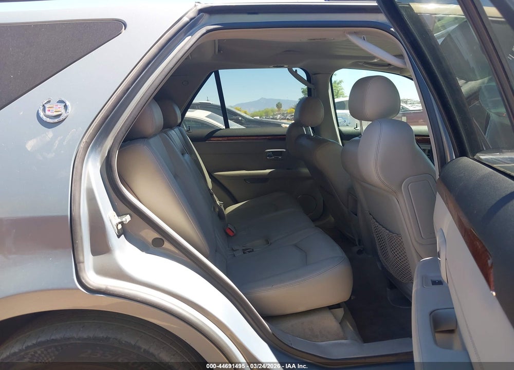 2007 CADILLAC SRX V6 VIN: 1GYEE637170144891
