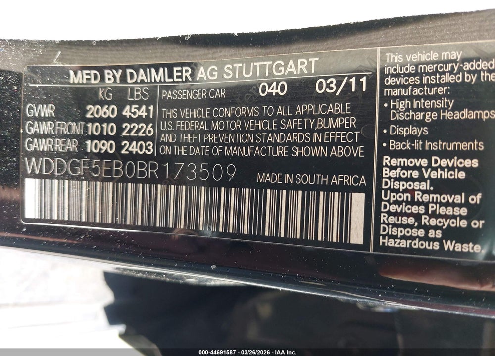 2011 MERCEDES-BENZ C 300 LUXURY/SPORT VIN: WDDGF5EB0BR173509