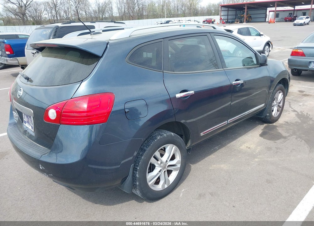 2015 NISSAN ROGUE SELECT S VIN: JN8AS5MT5FW663204