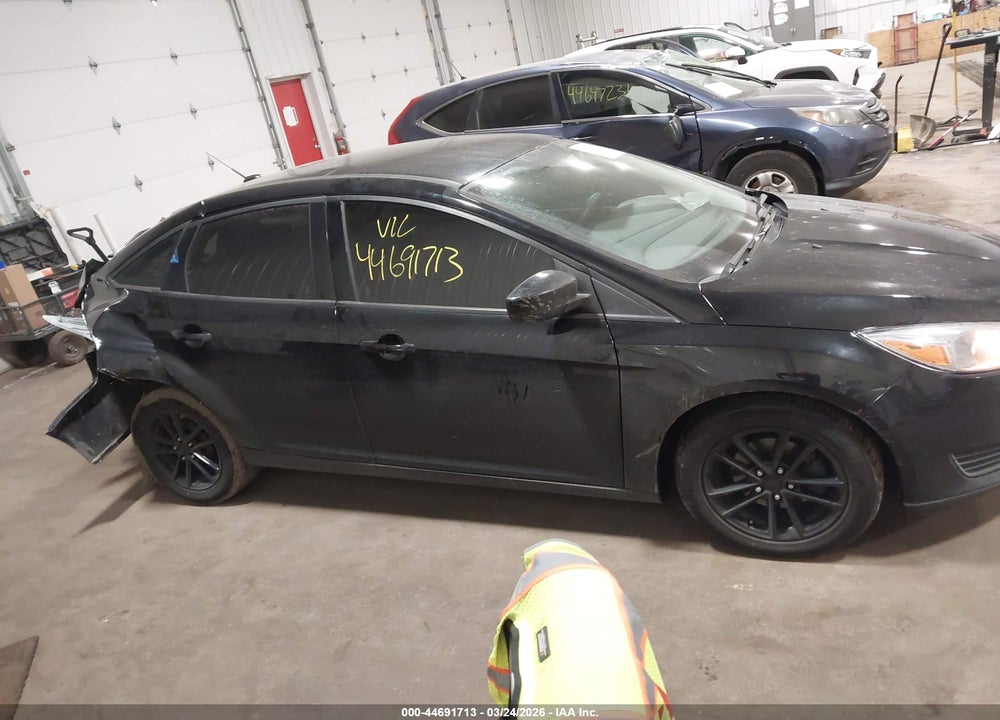 2018 FORD FOCUS SE VIN: 1FADP3F26JL291777