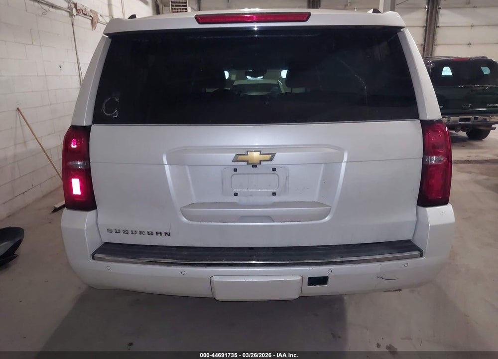 2015 CHEVROLET SUBURBAN 1500 LTZ VIN: 1GNSKKKC2FR180566