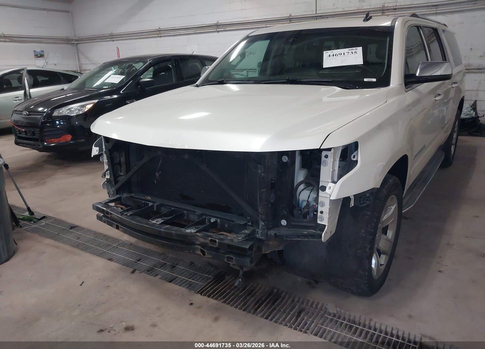 2015 CHEVROLET SUBURBAN 1500 LTZ VIN: 1GNSKKKC2FR180566