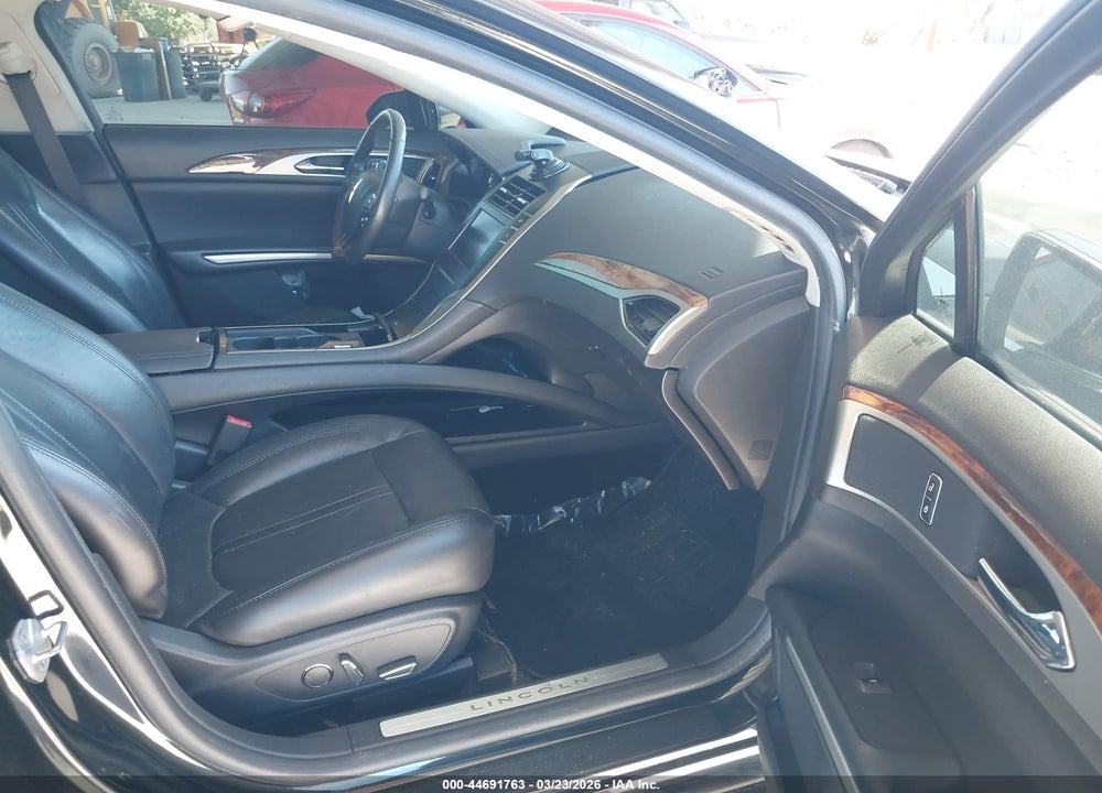2014 LINCOLN MKZ HYBRID VIN: 3LN6L2LU7ER809378