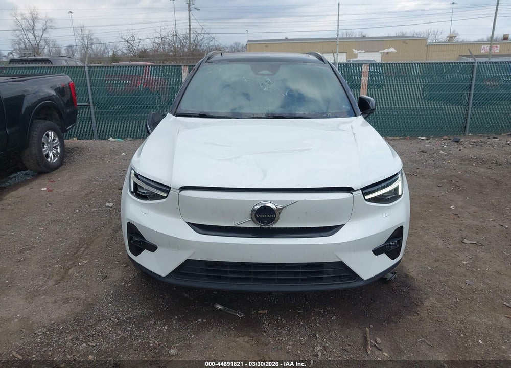 2023 VOLVO XC40 RECHARGE PURE ELECTRIC TWIN ULTIMATE VIN: YV4ED3UM2P2082317