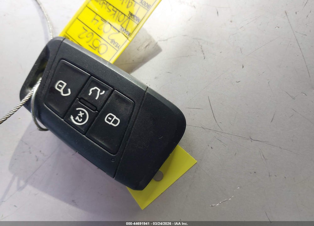 2024 VOLKSWAGEN TIGUAN 2.0T SEL R-LINE VIN: 3VV4B7AX2RM180562