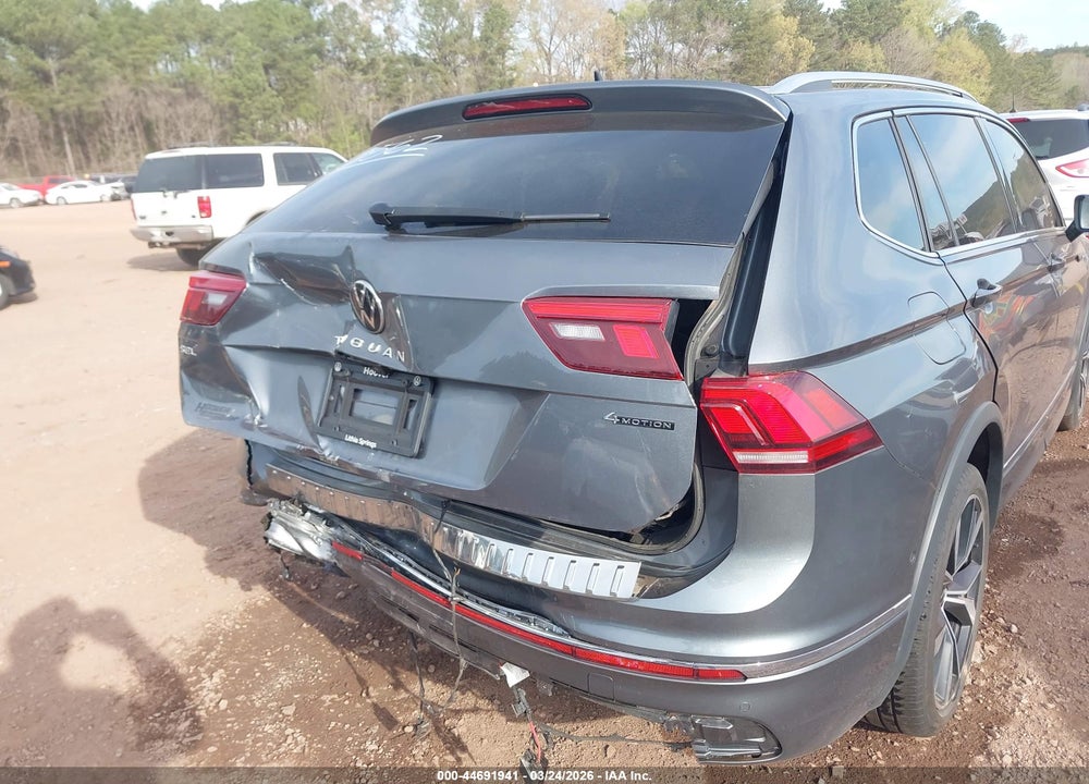 2024 VOLKSWAGEN TIGUAN 2.0T SEL R-LINE VIN: 3VV4B7AX2RM180562