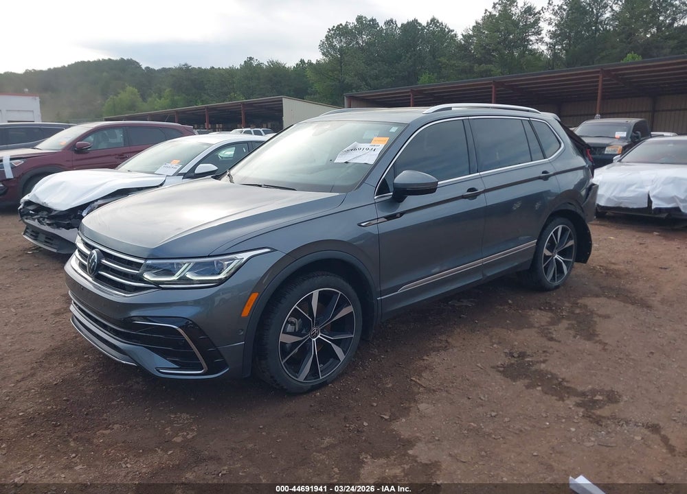2024 VOLKSWAGEN TIGUAN 2.0T SEL R-LINE VIN: 3VV4B7AX2RM180562
