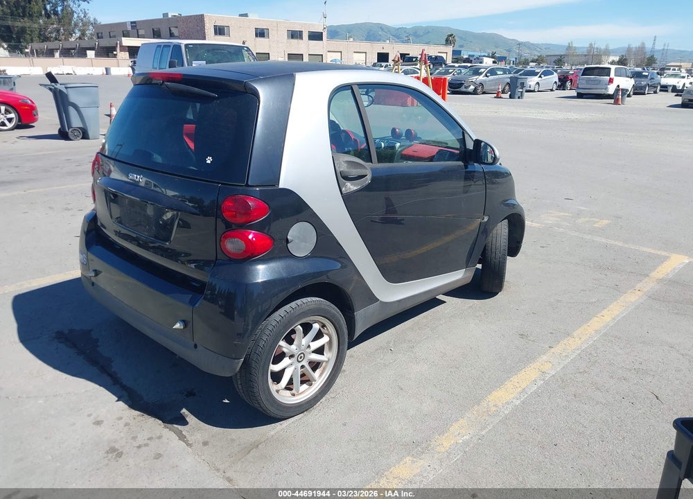 2009 SMART FORTWO BRABUS/PASSION/PURE VIN: WMEEJ31X49K219255