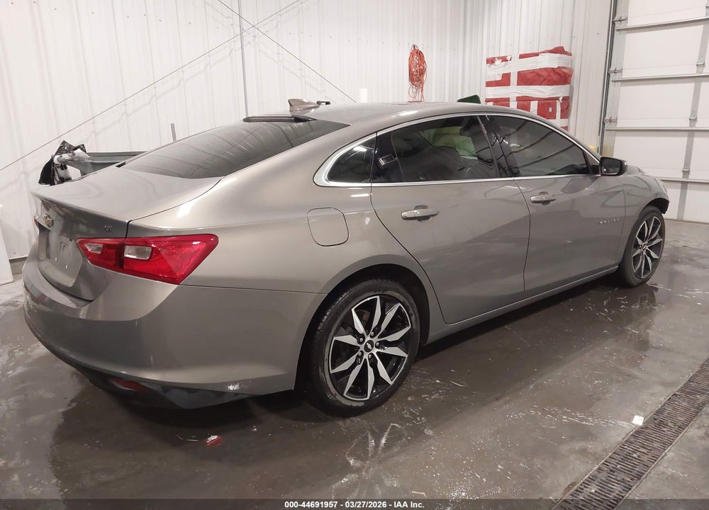 2018 CHEVROLET MALIBU LT VIN: 1G1ZD5ST8JF164331