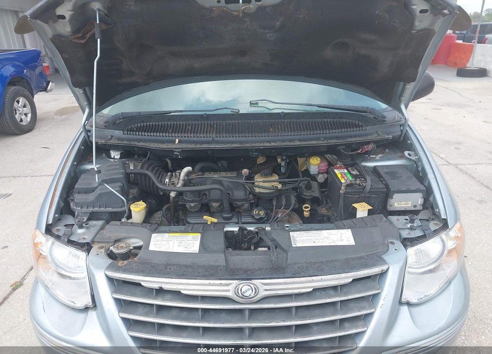 2005 CHRYSLER TOWN & COUNTRY TOURING VIN: 2C4GP54L85R422347